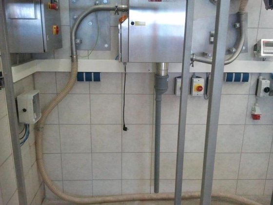 2006 Volkmann Vacuum conveying system