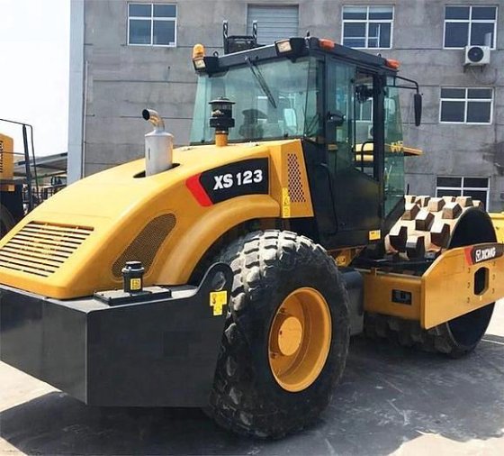 XCMG XS122