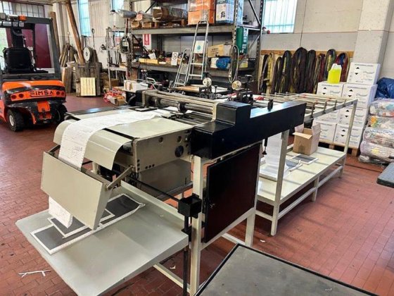 1990 Bama Continuous forms collator