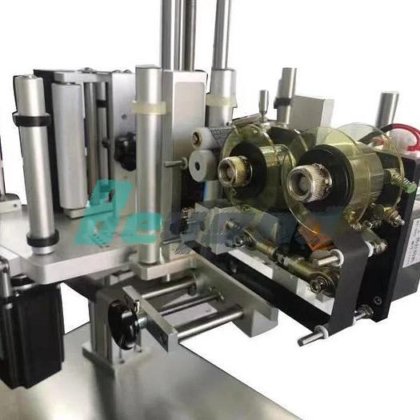 水瓶灌装旋盖贴标切割机价格