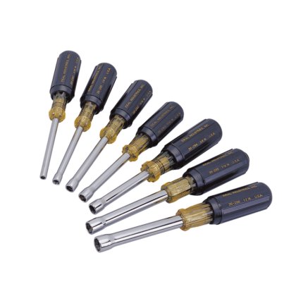 电工工具：改锥/钳子/扳手等