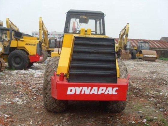 2011 Dynapac CA25D