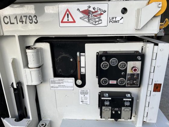 2000 JBT Commander 30 Cargo Loader in Santa Fe Springs, CA, USA