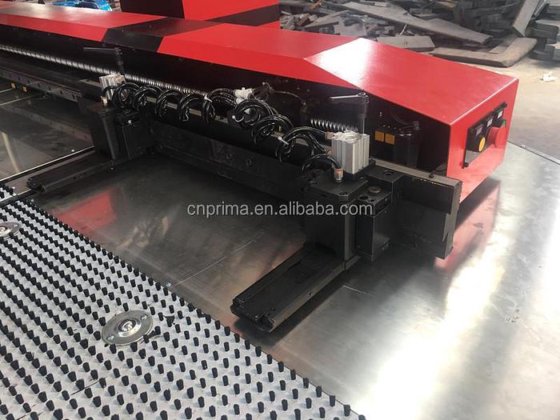 大东机械数控转塔冲床，D-T30数控冲床