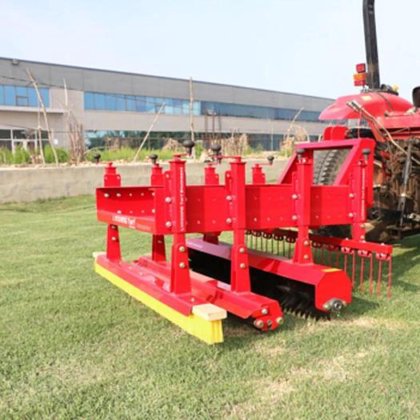 自然な草地の草のローラーのトレーラーの熊手の歯の切換え可能な根の切刃一定の芝生のブラシのカッター