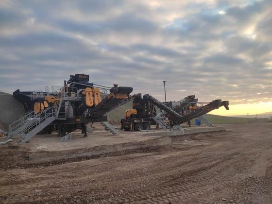 破碎机与筛分设备