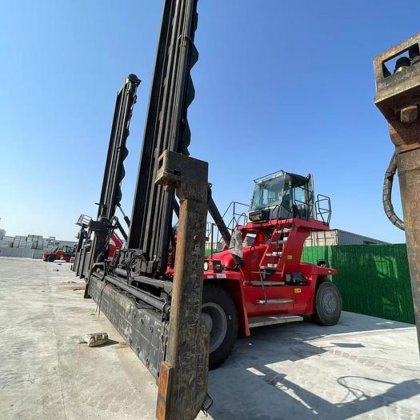 2022 Kalmar empty container handler