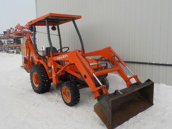 kubota-b21-backhoe-loader-tractor-review-and-specs-tractor-45-off