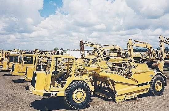 Caterpillar 613C Scraper