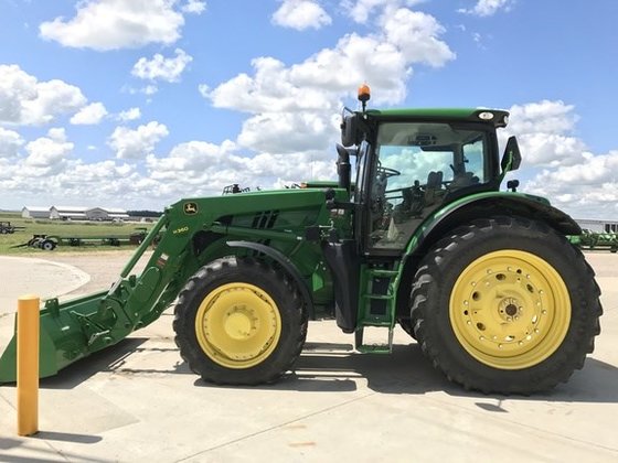 John Deere 6175R Tractor
