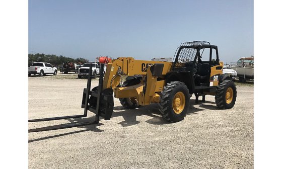 Caterpillar TH560B Telehandler