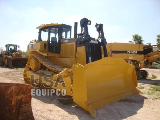 Caterpillar D8R Dozer