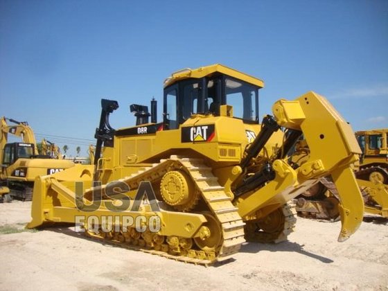 Caterpillar D8R Dozer