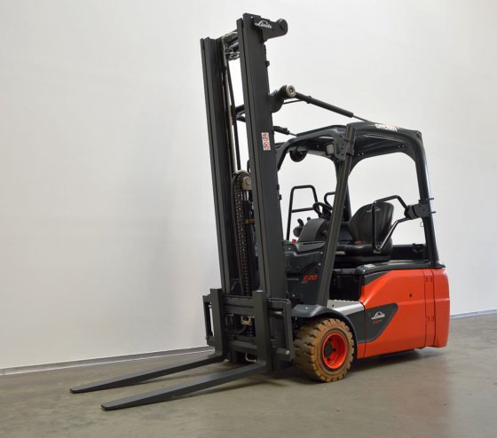 Linde E20L Forklift