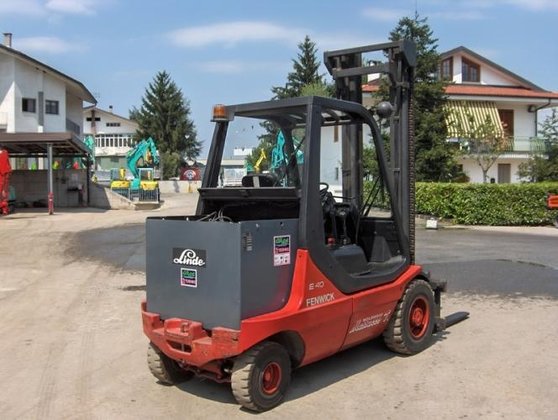 Linde E40 Forklift