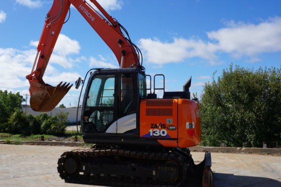 【5％OFF】 Hitachi ZX130-6 Excavator 和楽器