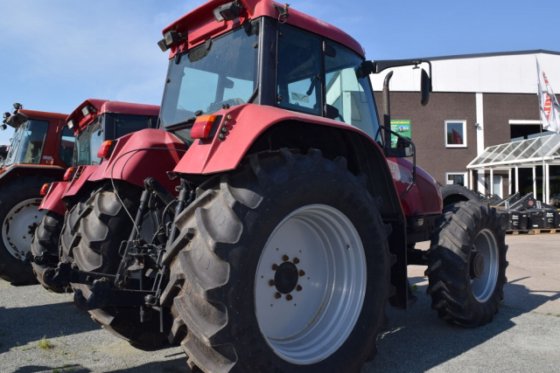 Case IH CS Tractor