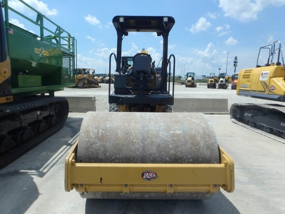 Caterpillar CS44 Compactor