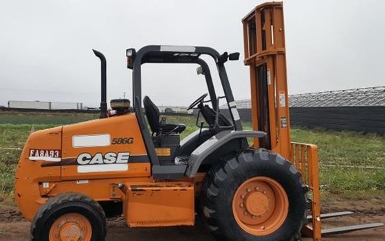 Case CE 586 G Forklift