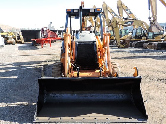 Case IH 580 Backhoe Loader