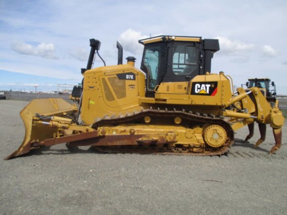 Caterpillar D7E Dozer