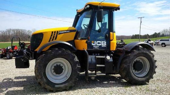 2011 JCB FASTRAC 3230 XTRA