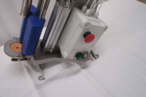 台式去骨装置，全新