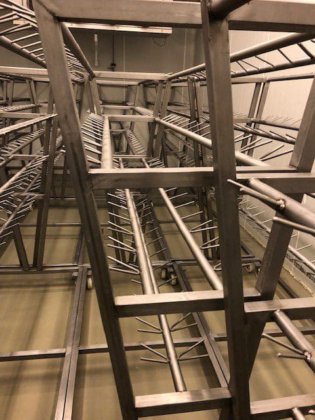 Air chilling trolleys