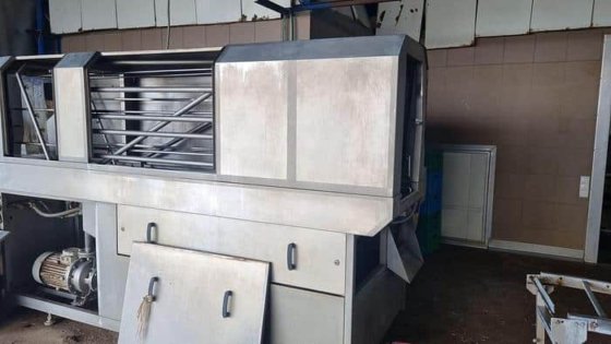 家禽屠宰线，2500 只/小时