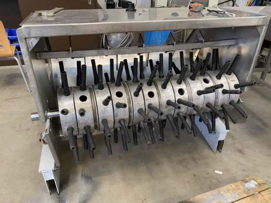 家禽屠宰线，300 只/小时