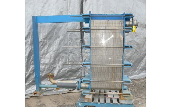 HEAT EXCHANGER, PLATE, 730 SQ.