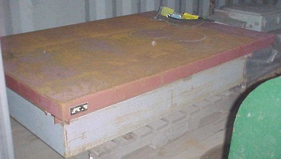 OLYMPIC LIFT TABLE, 48" X