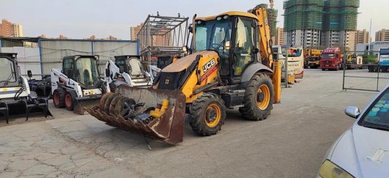 2018 JCB backhoe loader 2017
