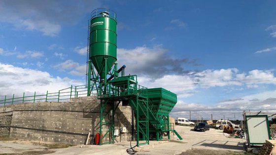 コンクリートバッチングプラント