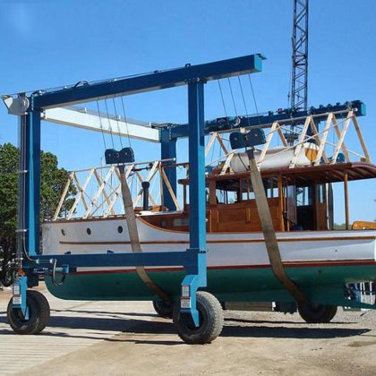 HT CRANE MBH
