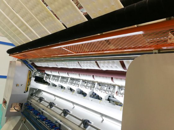 ゾリテックWV12-BM高速コンピュータ式チェーンステッチ多針キルティングミシン