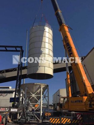 セメントサイロ