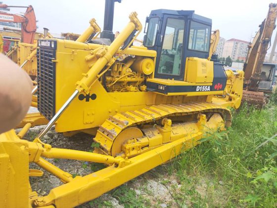 Komatsu D155A-2