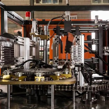 全自动 4 腔 PET 塑料瓶吹瓶机