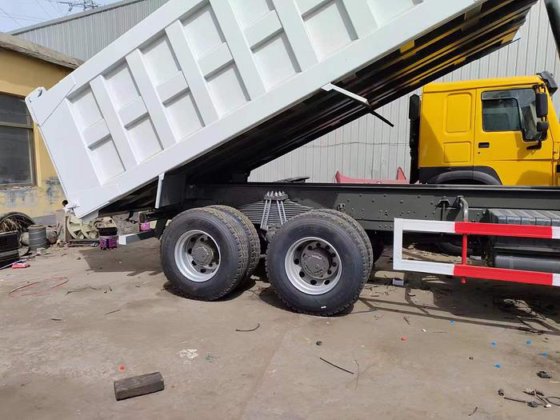 2019 HOWO 371