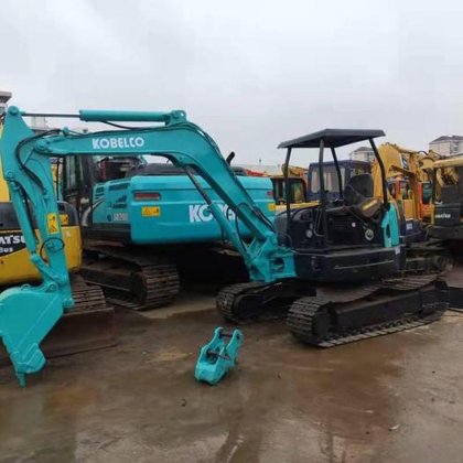 Kobelco SK45