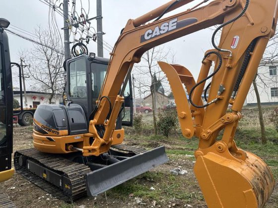 Case CX55B