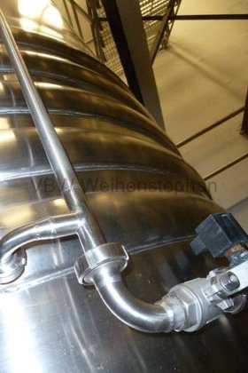 ビール貯蔵タンク【8個】