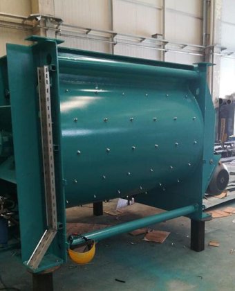 双轴型混凝土搅拌机 2 M3。立即致电。准备发货