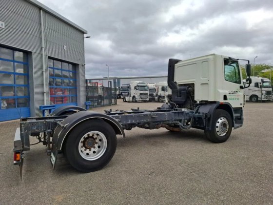 2011 DAF CF75-250