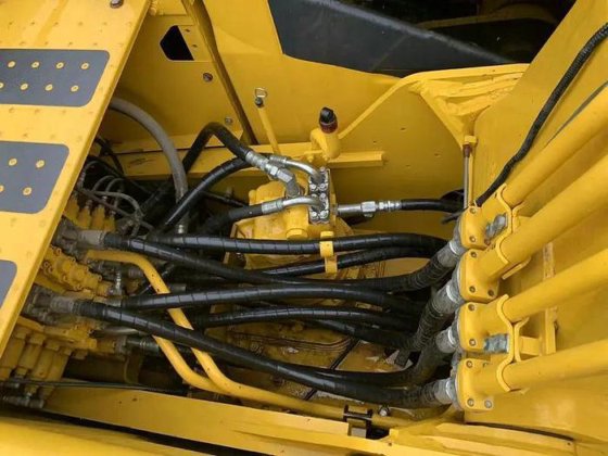2022 Komatsu PC210