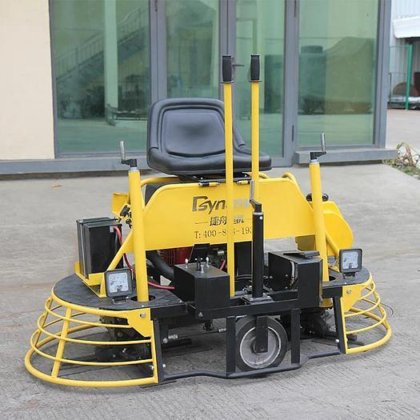 QUM-65 DYNAMIC 长寿命一站式服务座驾式动力铲