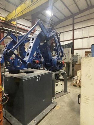 FANUC M410iB/700 PALLETIZING ROBOT WITH
