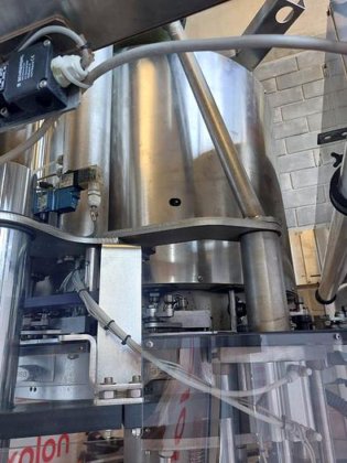 2011 Bertolaso Capping machine