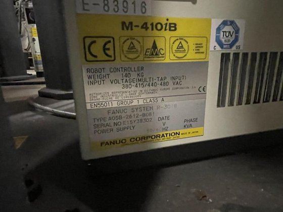 FANUC M410iB/700 PALLETIZING ROBOT WITH
